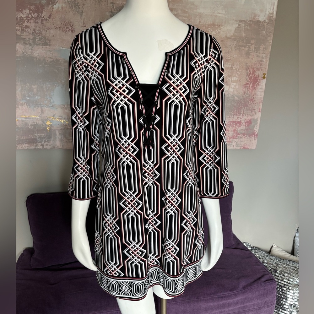 White House Black Market Graphic Tie Front Mini Dress 1/4 Sleeve Size M